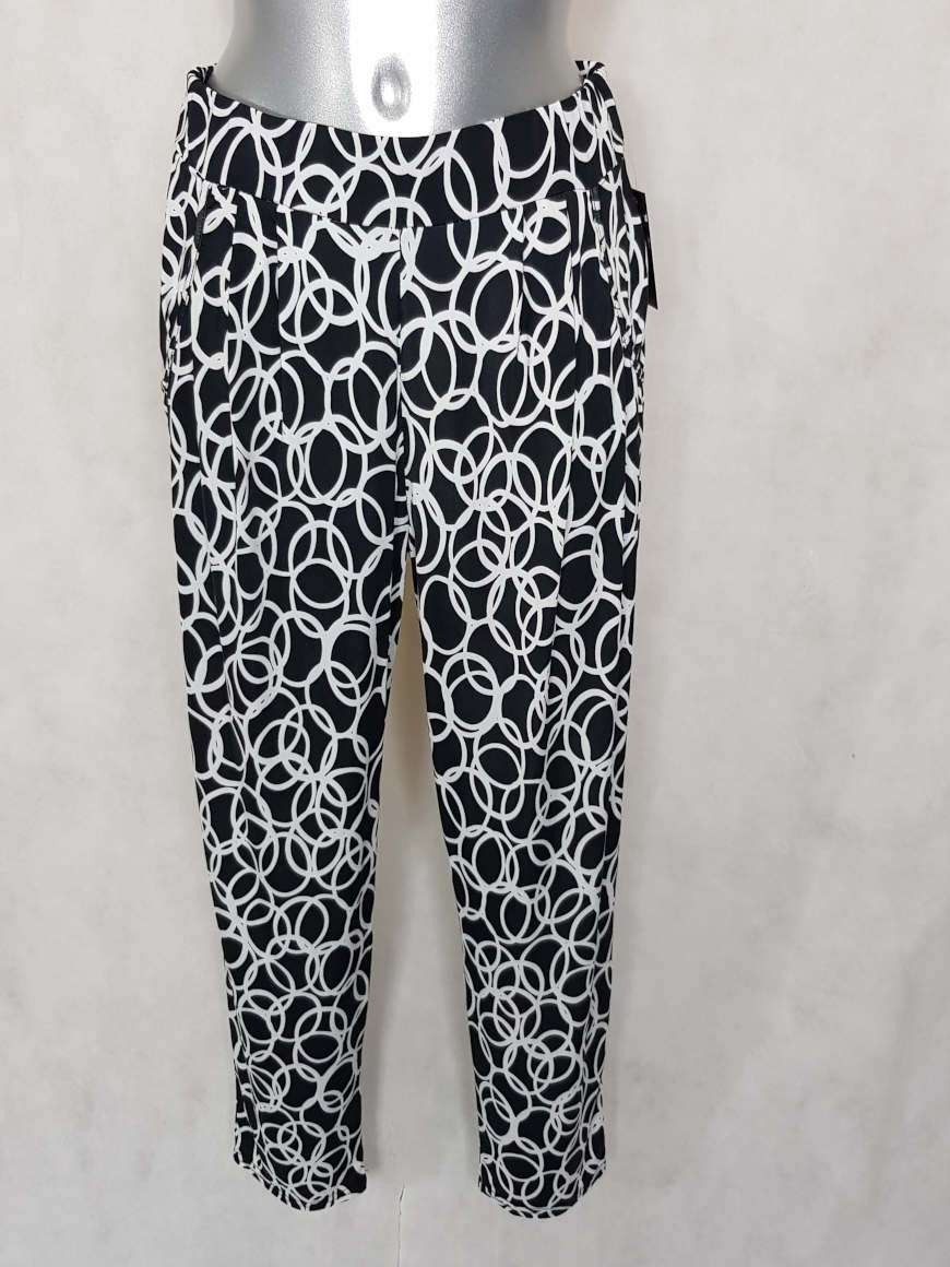 Pantalon femme carotte fluide noir motif cercle - Caprices de madeleine