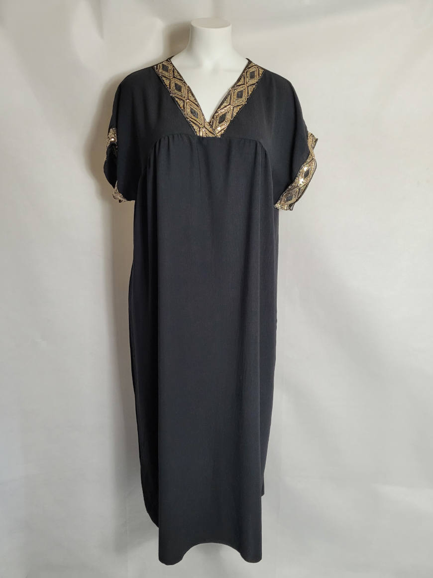 Robe longue noir chic colorée femme ronde col V2