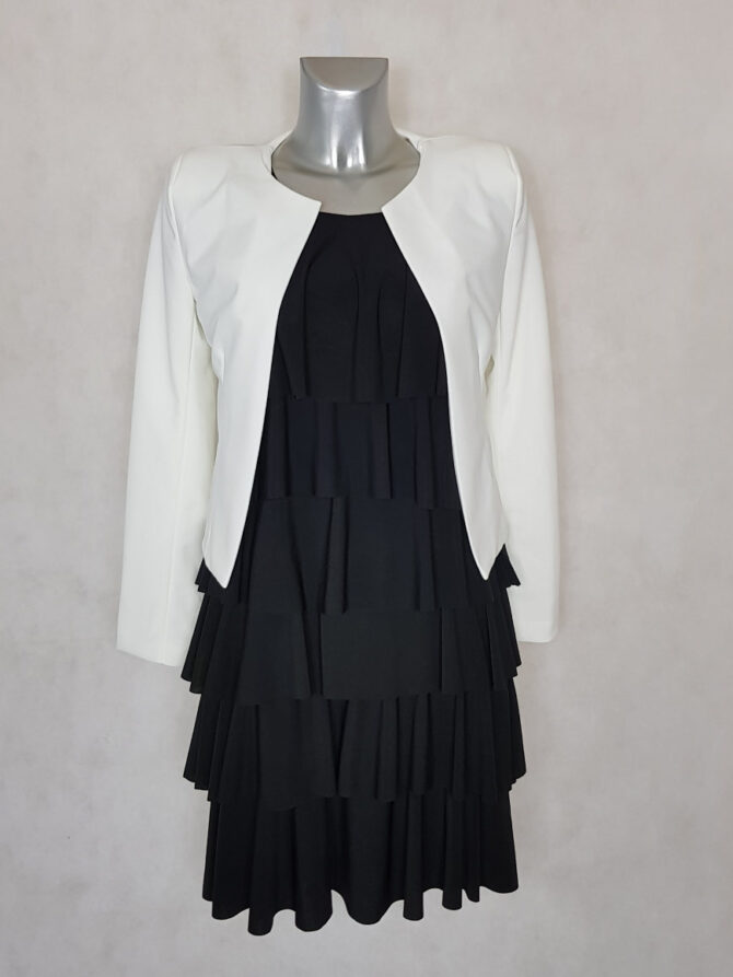 Robe à volants pour cacher son ventre et veste Robes grandes tailles femme moderne