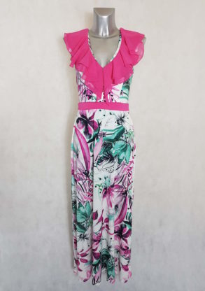 Robe femme longue évasée fleurie à volants sans manches.