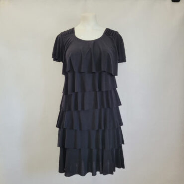 robe noir femme ronde pour soirée raffinée droite manches courtes à volants fluide superposés, Elle est idéale pour amincir une ronde robes grandes tailles habillées​ pour son mariage robes à volants