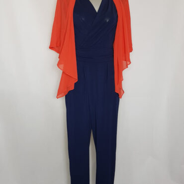 Tendance look chic avec Combinaison femme bleu et bolero femme