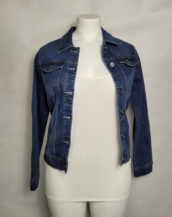 Veste femme courte ajustée en jeans bleu délavé