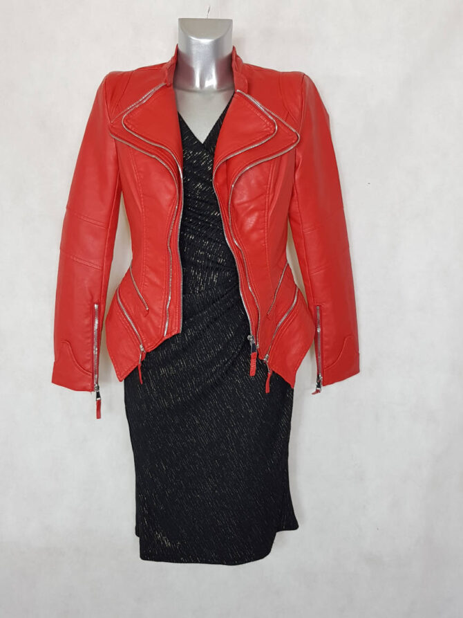 Robe drapée fluide noir – Image 2