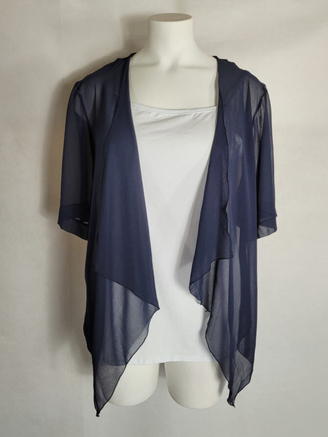 Gilet en voile transparent grande taille femme;Gilet boléro voile femme. Boléro originale voile femme ronde à manches