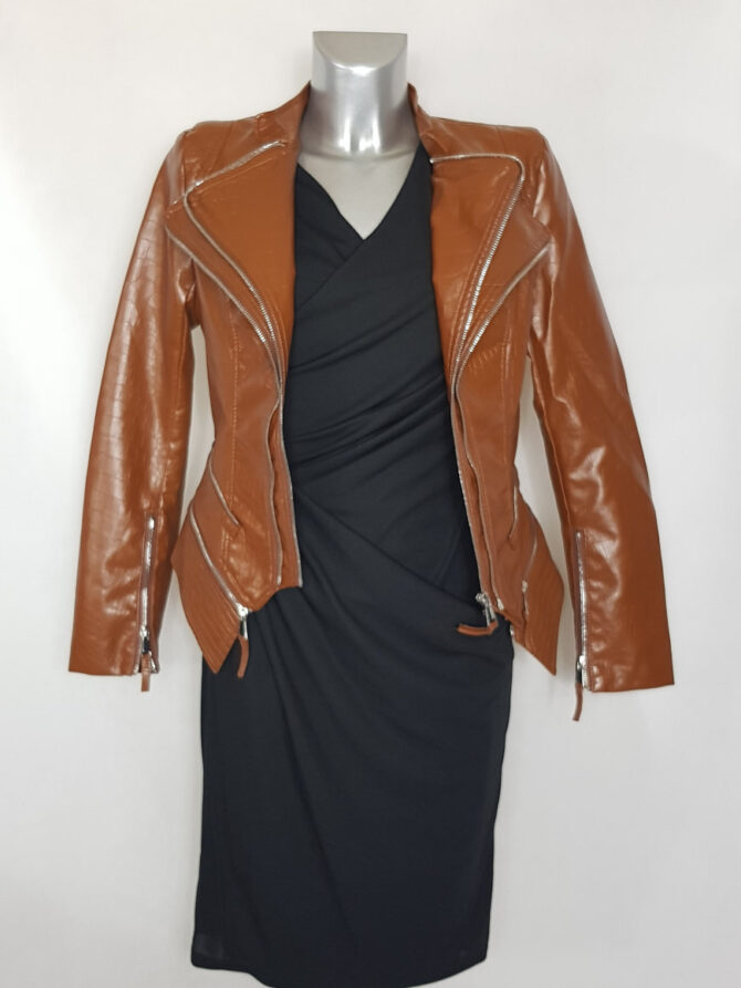 Robe drapée fluide noir – Image 2