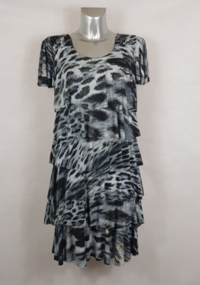 Robe chic léopard fashion femme ronde élégante
