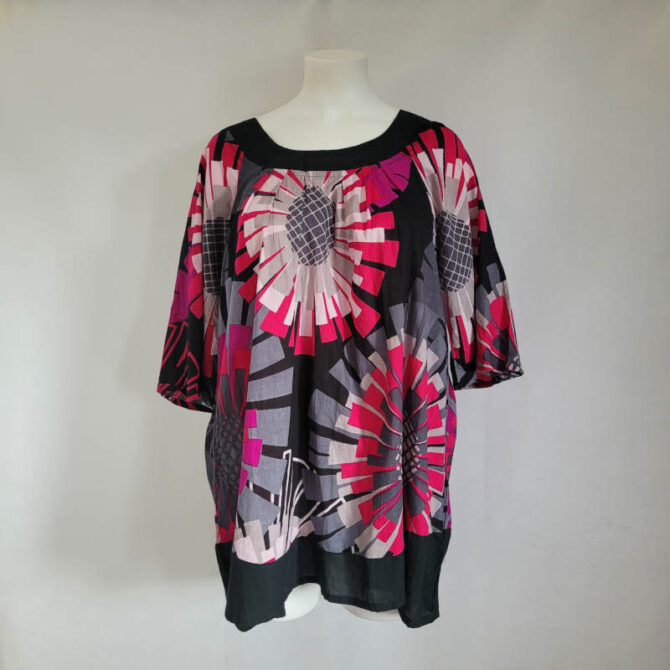 blouse legere femme grande taille en  voile de coton coloré et manches courte ample