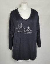 Pull fin original femme grande taille col V