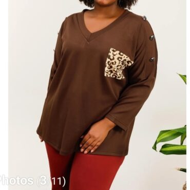 sweat femme ample​ grande taille marron motif leopard et boutons