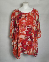 Tunique large fleurie femme ronde grande taille