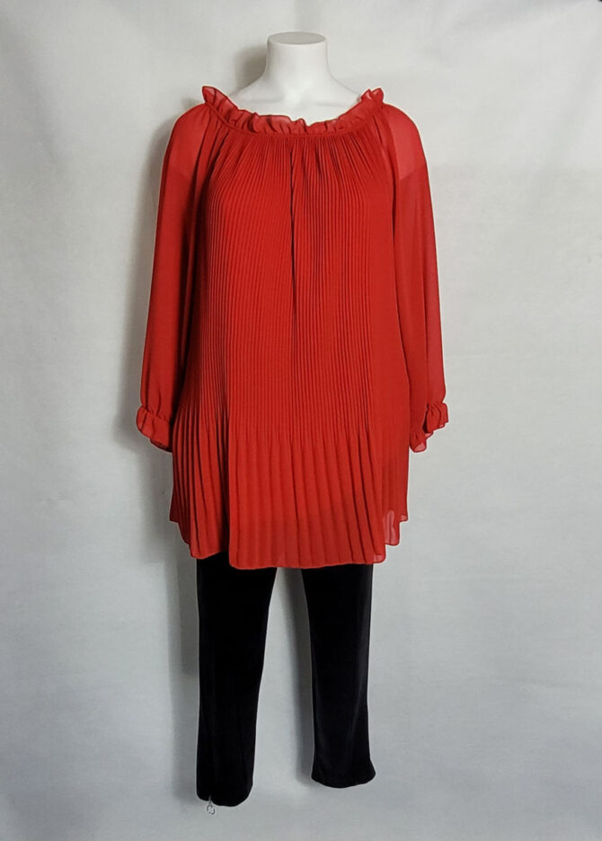 Haut chic voile​ plisse rouge – Image 2