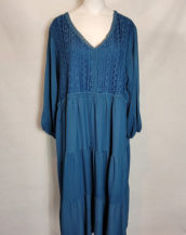Robe longue originale femme ronde élégante