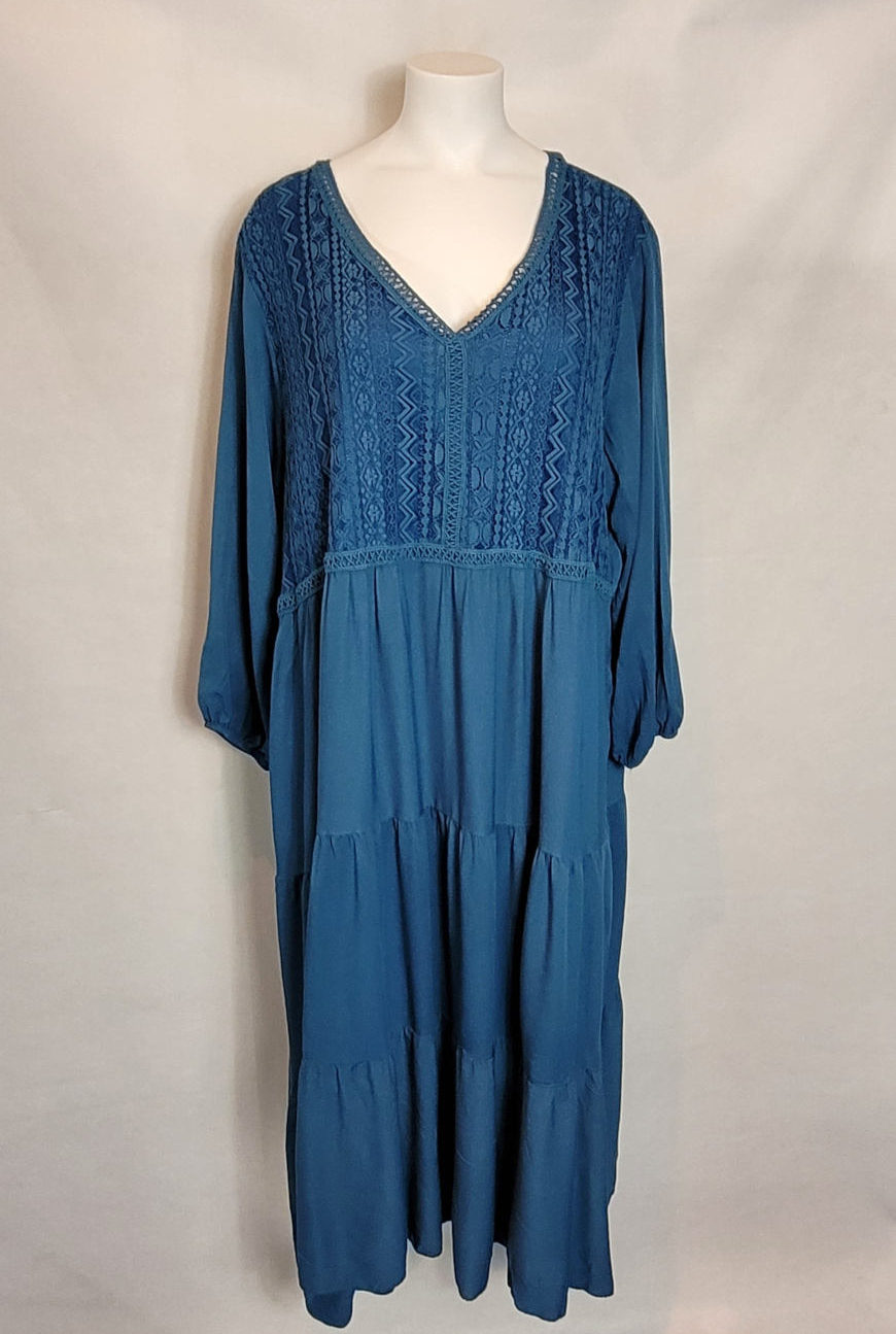 Robe longue originale femme ronde élégante1