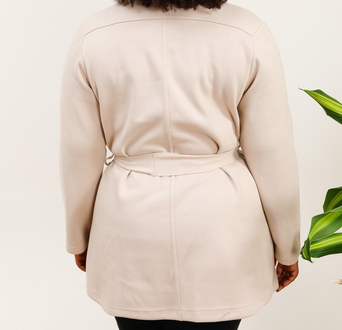 Grande taille | Veste blazer beige femme | coupe amincissante – Image 3