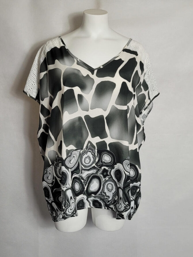 Tunique motif original noir femme grande taille