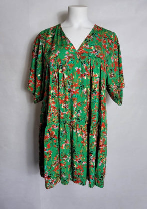 Tunique verte florale femme grande taille