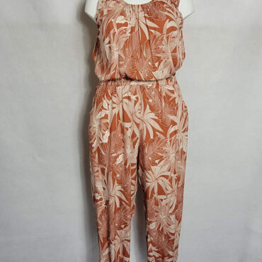 Combinaison floral tendance femme ronde