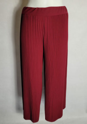 Pantalon large plissé bordeaux femme forte