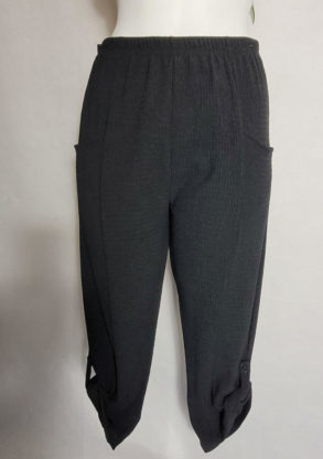 Pantacourt fluide noir confort femme ronde