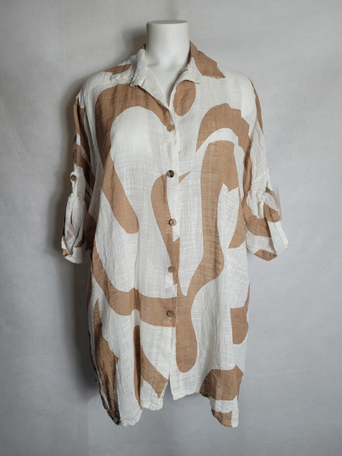 Longue chemise pour femme ronde coton original à motif et manches ajustable
