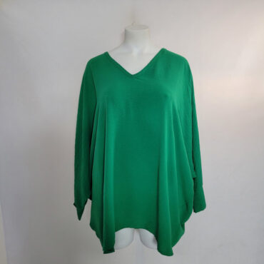 Chemisier uni femme ronde crepon vert fluide et col v coupe extra large jusqu'au 58
