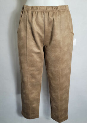 Pantalon moderne daim beige femme ronde