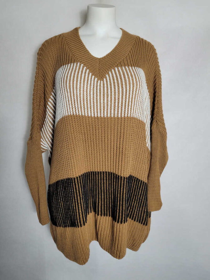 Pull poncho original femme grande taille col V