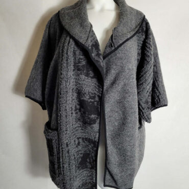 Veste en laine bouillie pour femme Cape laine originale gris femme élégante