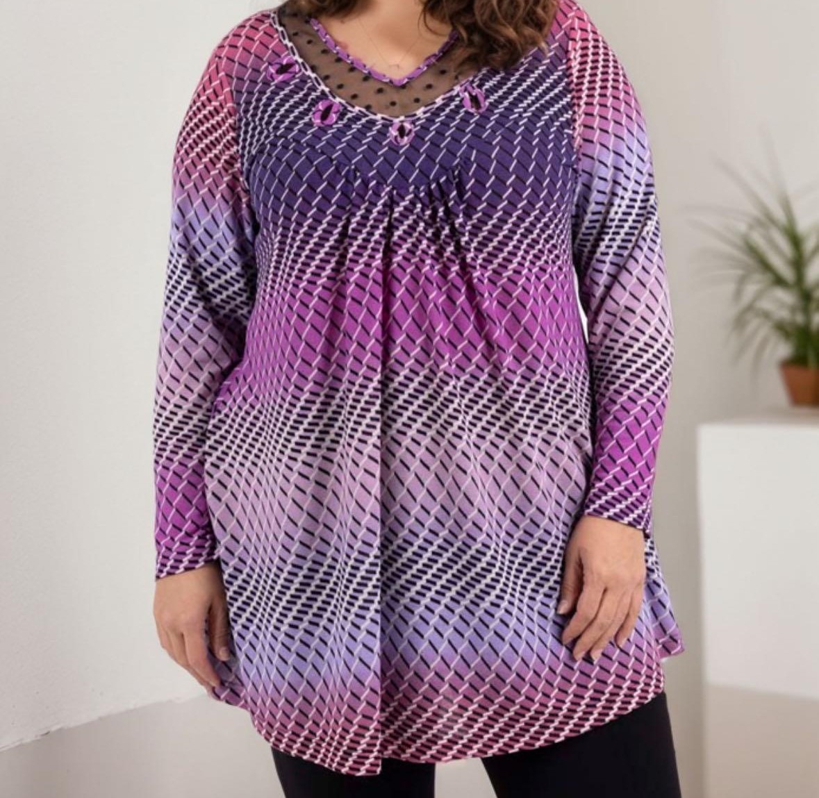 pull femme moderne col rond manches longues maille fine multi couleur et coupe qui s'evase progressivement parfaite pour gomme les hanches pull mode femme