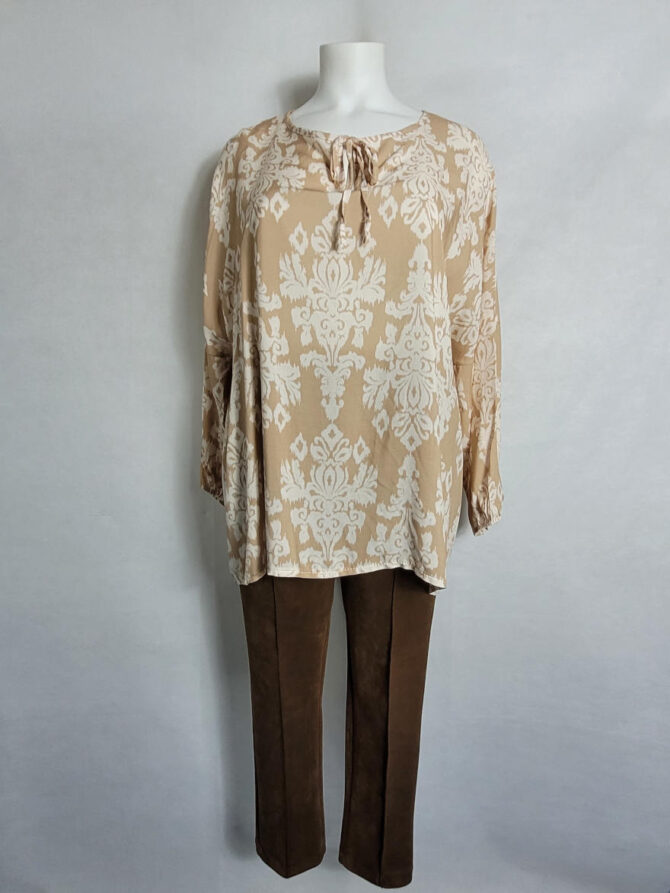 blouse bohème motif beige – Image 2