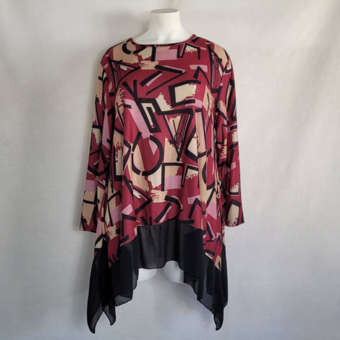 pull femme moderne col rond  manches longues maille fine multi couleur et coupe qui s'evase progressivement parfaite pour gomme les hanches