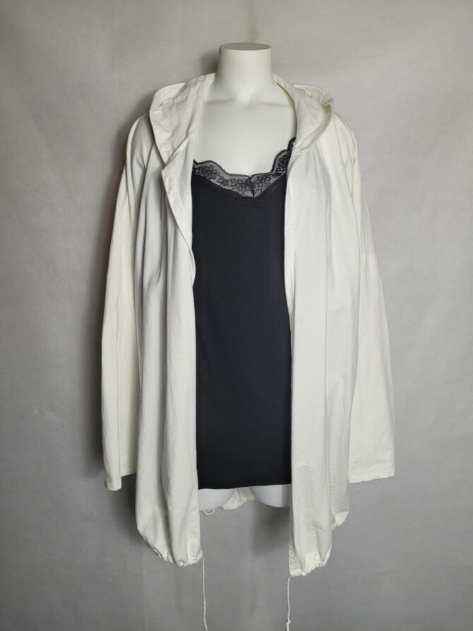 Gilet femme long grande taille.Gilet long sweat blanc avec capuche femme grande taillle convient pour un look decontracté