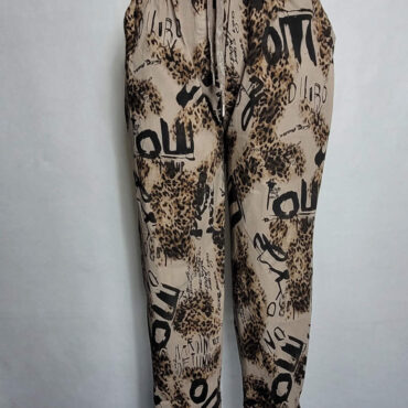 pantalon carotte femme original beige grande taille
