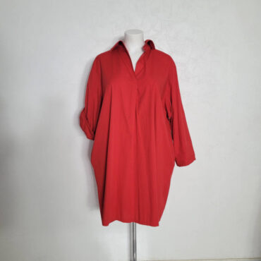 Robe grande taille femme moderne style chemisier couleur rouge