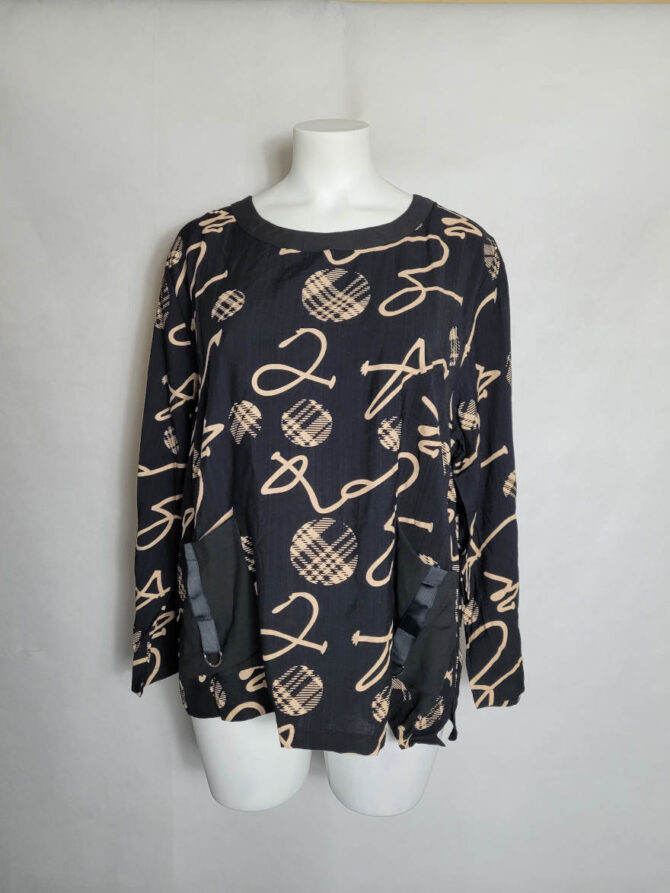 Tunique noir original col rond femme ronde