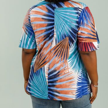 Tunique femme originale grande taille | imprimé et col croisé à tissus fluide