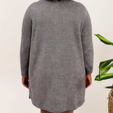 Gilet long femme grande taille . cardigan gris chaud