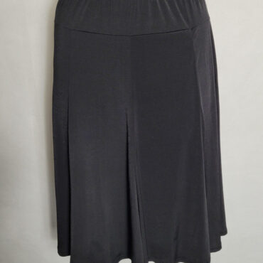 jupe noire femme courte coupe évasée