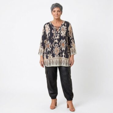 ronde de 50 ans habillée en ​tailleur chic tenue mariage invité femme haut Pantalon bouffant femme​ | vêtements grande taille femme originaux pour cacher le ventre