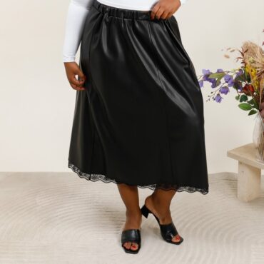 Large choix de jupes courtes évasées fluide avec ceinture élastique confortable disponible jusqu'a la taille 58