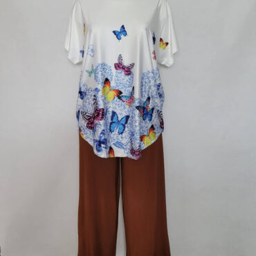  idée look pour femme ronde t shirt femme manche courte