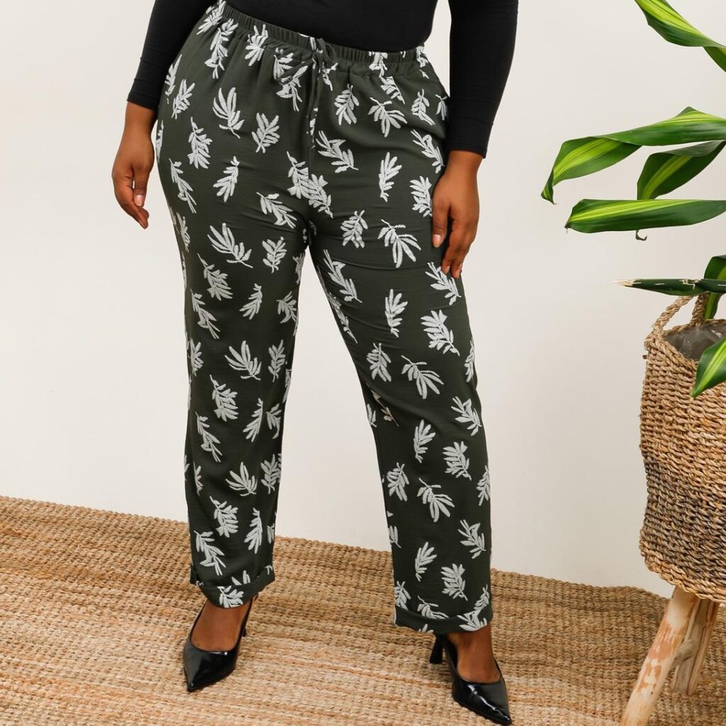 pantalon ample taille haute femme motif floral | vetements femmes grandes tailles originaux