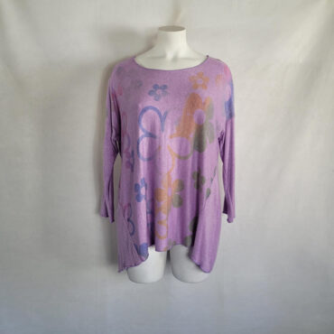 Pull femme originale grande taille couleur parme à motif avec manches longues et col rond