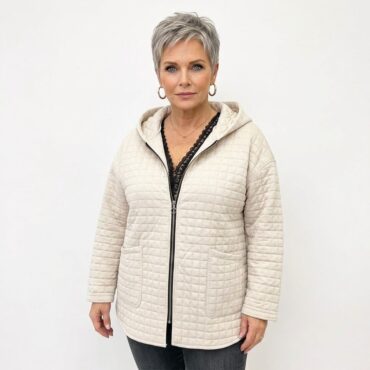 femme 60ans portant doudoune legere femme