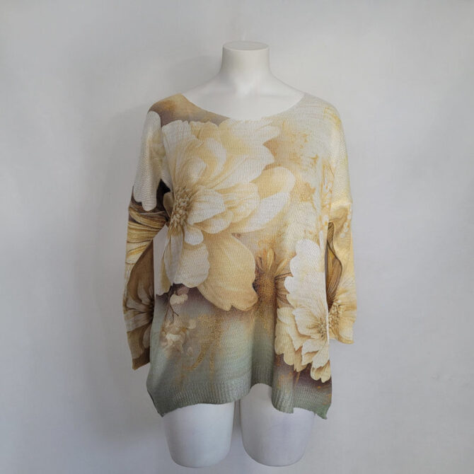 pull imprimé femme ronde grande taille oversize fin motif floral et manches longues