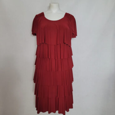 robe amincissante pour mariage grande taille robes courtes droites fluide  rouge avec manche courte