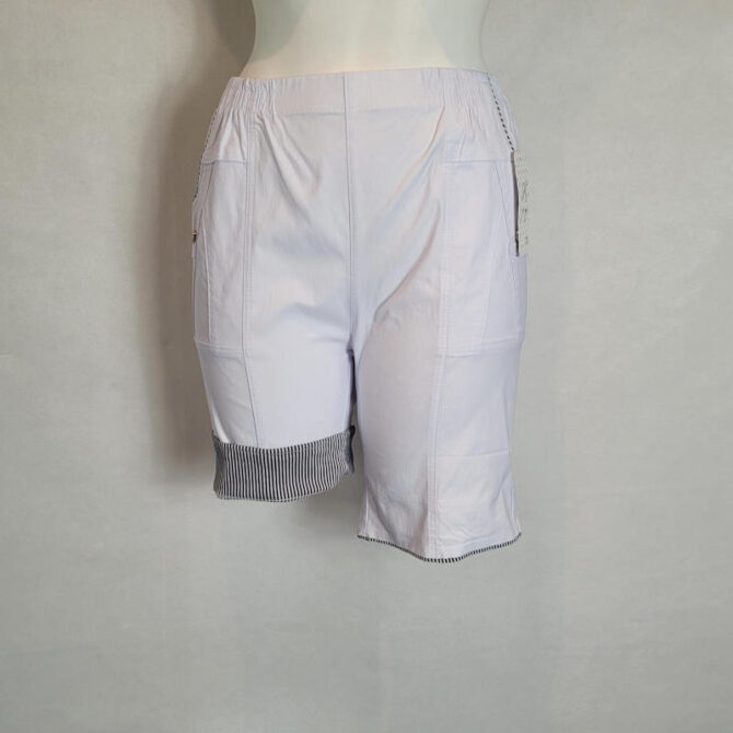 short grande taille femme blanc avec taille élastique