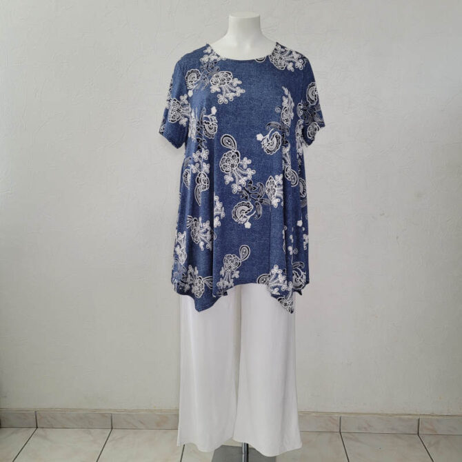 ensemble pour femme grande taille parfait pour un look decontracté au quotidien pantalon blanc et tunique manche courtes