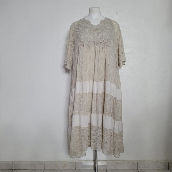 robe dentelle femme beige mi longue grande taille